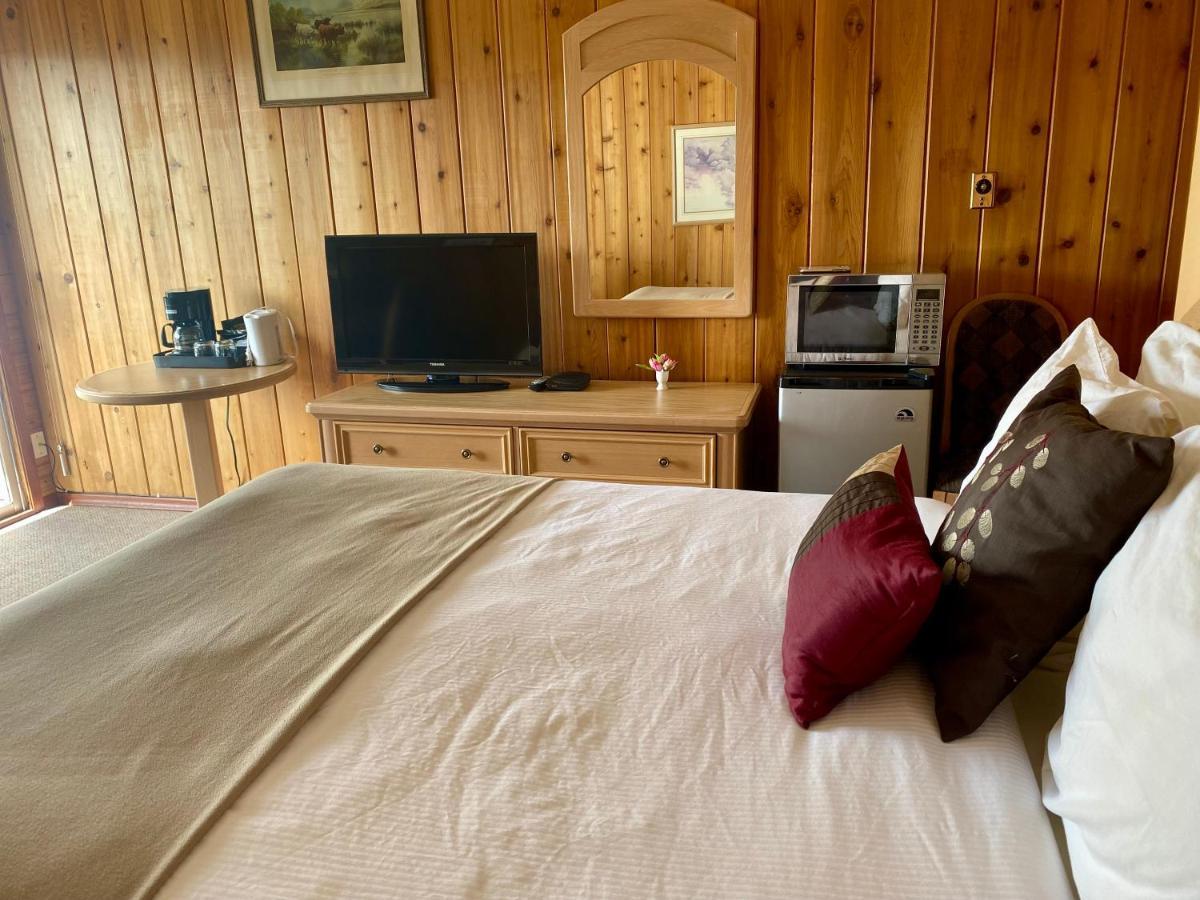 Motel Bo Radium 래디움핫스프링스 외부 사진